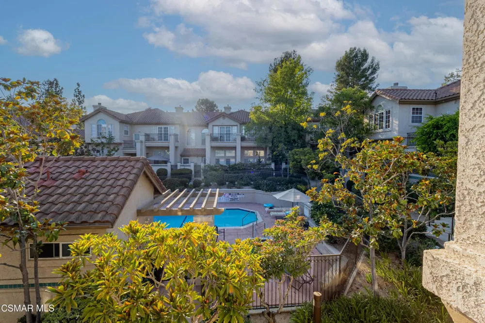 648 Warwick Avenue Thousand Oaks, CA 91360