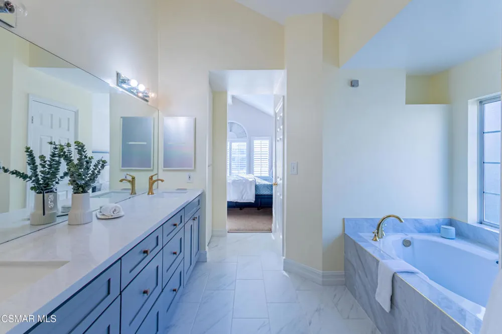 648 Warwick Avenue Thousand Oaks, CA 91360