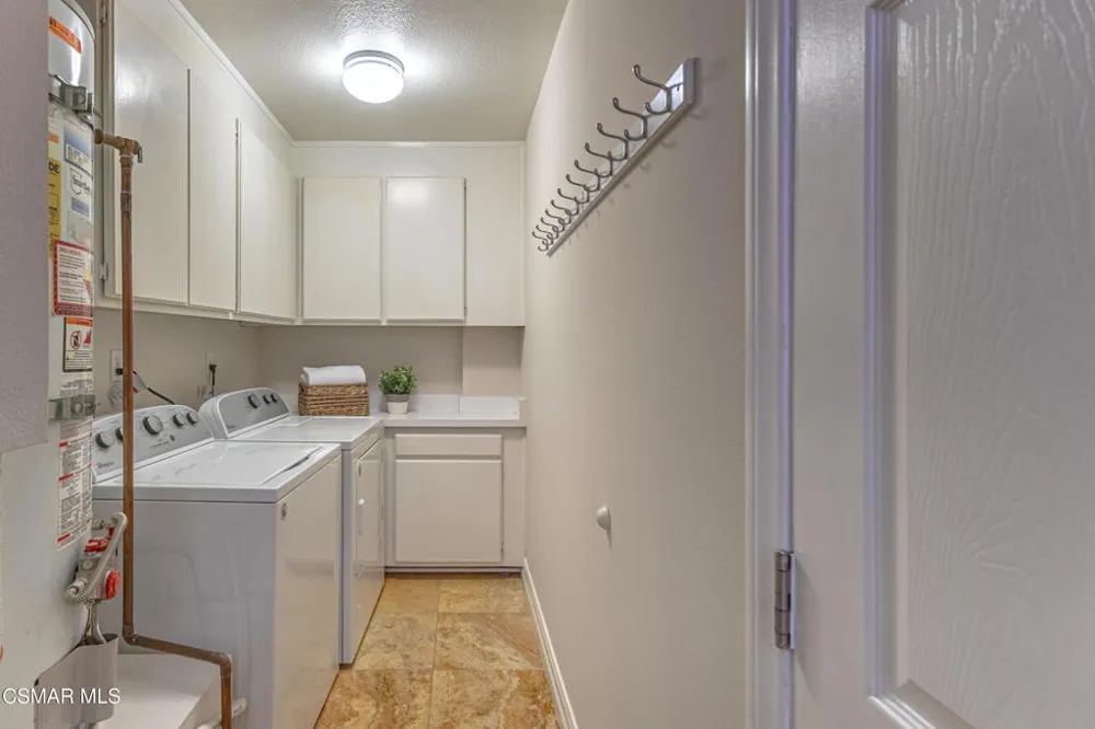 648 Warwick Avenue Thousand Oaks, CA 91360
