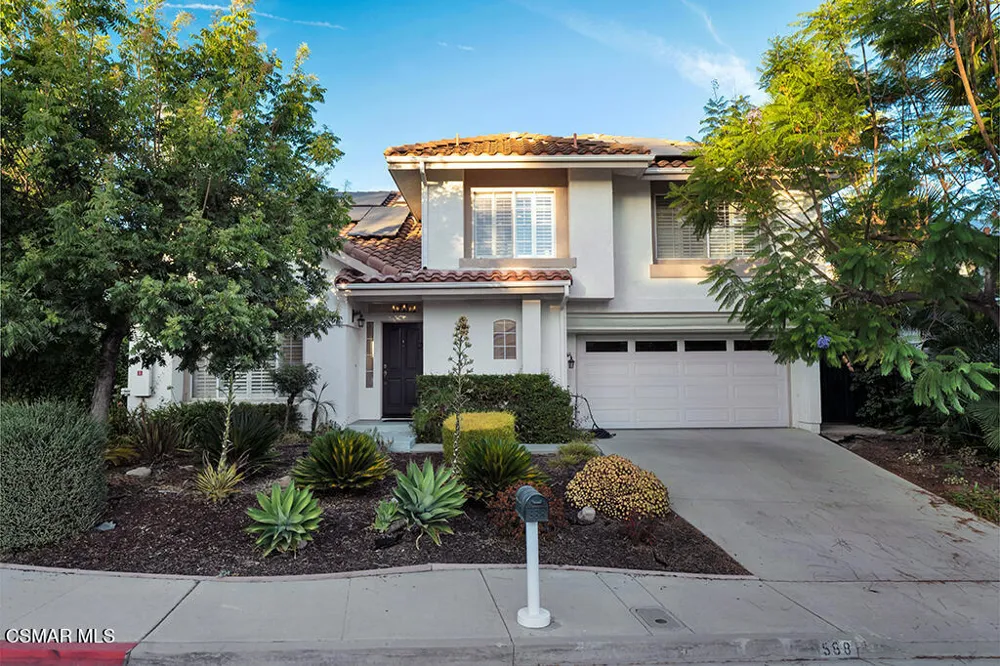 588 Monteleone Avenue Oak Park, CA 91377