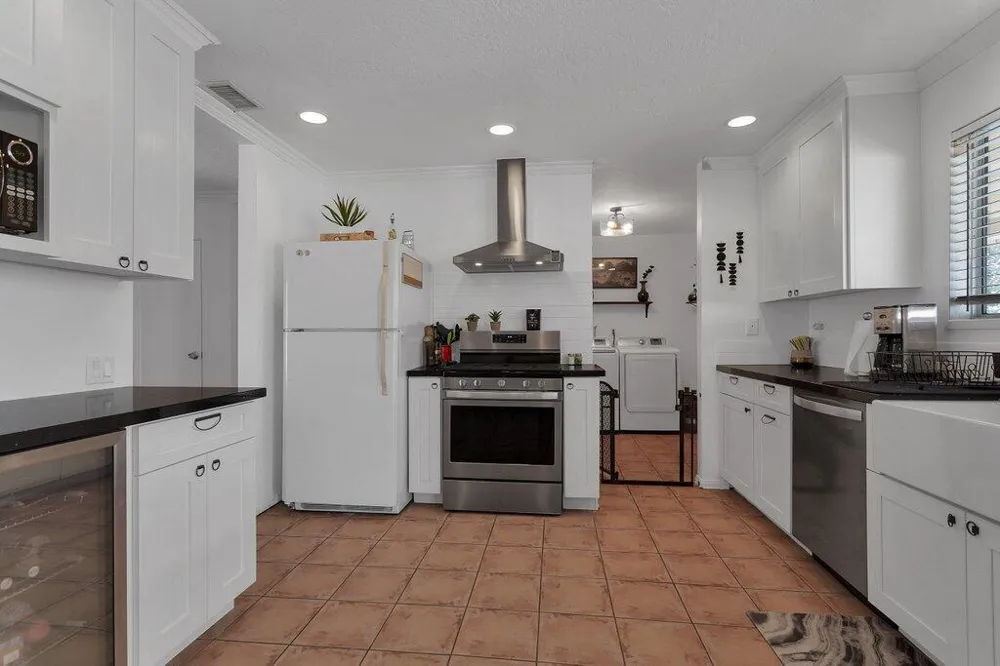 76795 New York Avenue Palm Desert, CA 92211