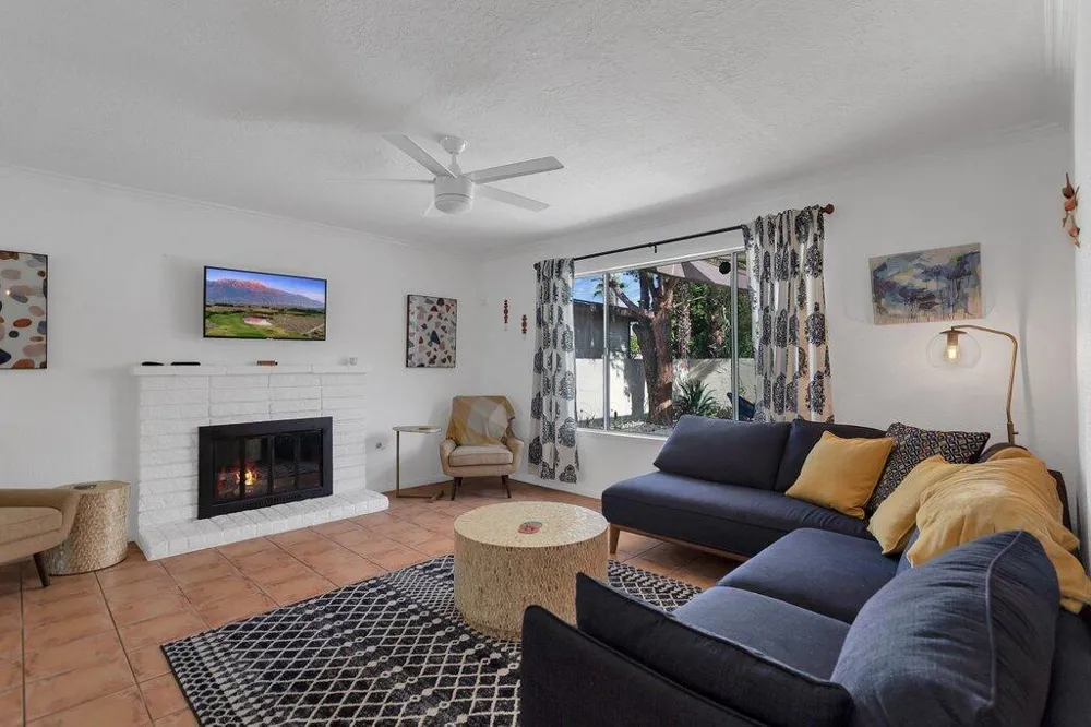 76795 New York Avenue Palm Desert, CA 92211