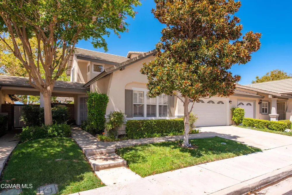 2043 Tulip Avenue Simi Valley, CA 93063
