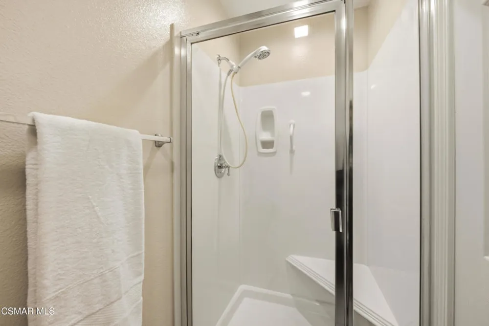 2043 Tulip Avenue Simi Valley, CA 93063