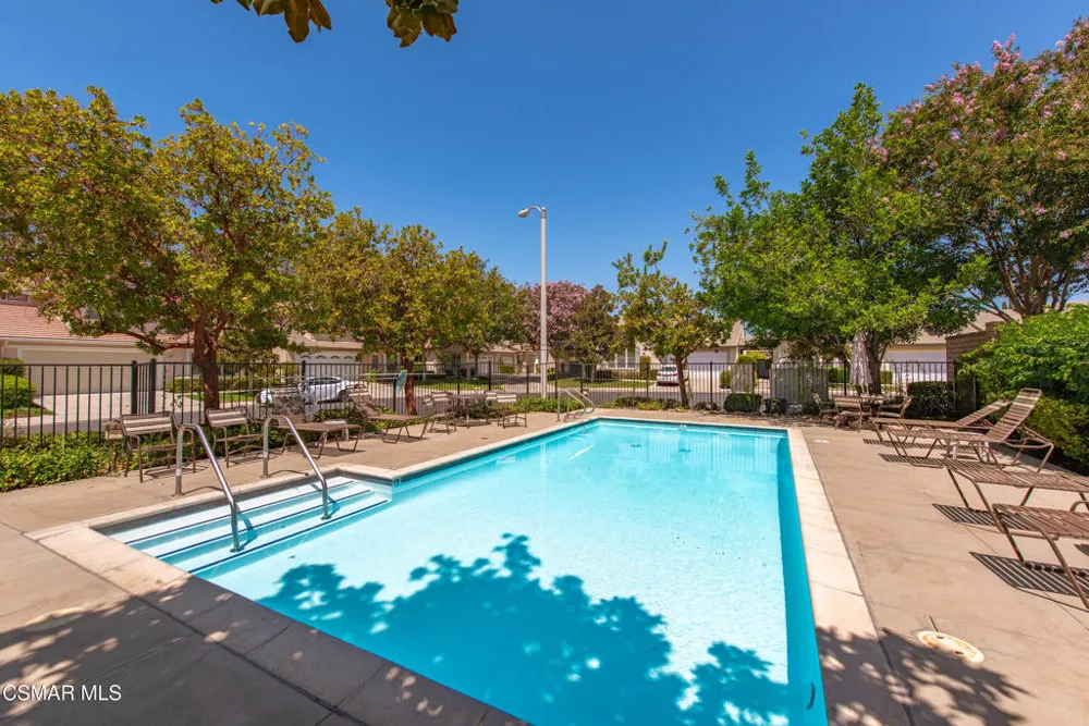 2043 Tulip Avenue Simi Valley, CA 93063