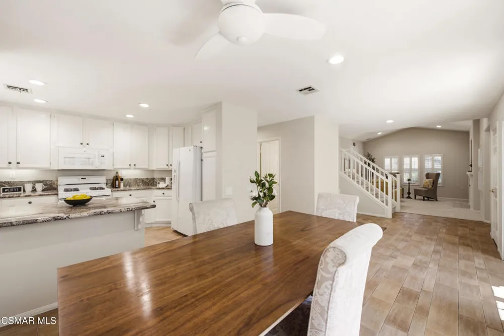 2043 Tulip Avenue Simi Valley, CA 93063