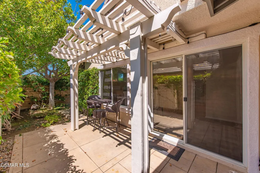2043 Tulip Avenue Simi Valley, CA 93063