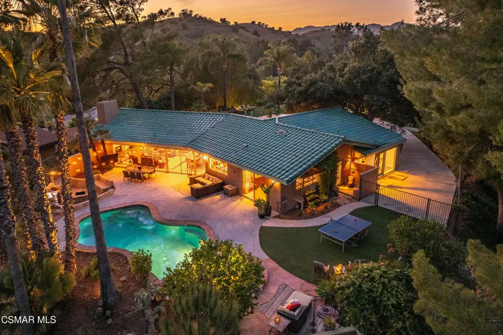 6110 Colodny Drive Agoura Hills, CA 91301