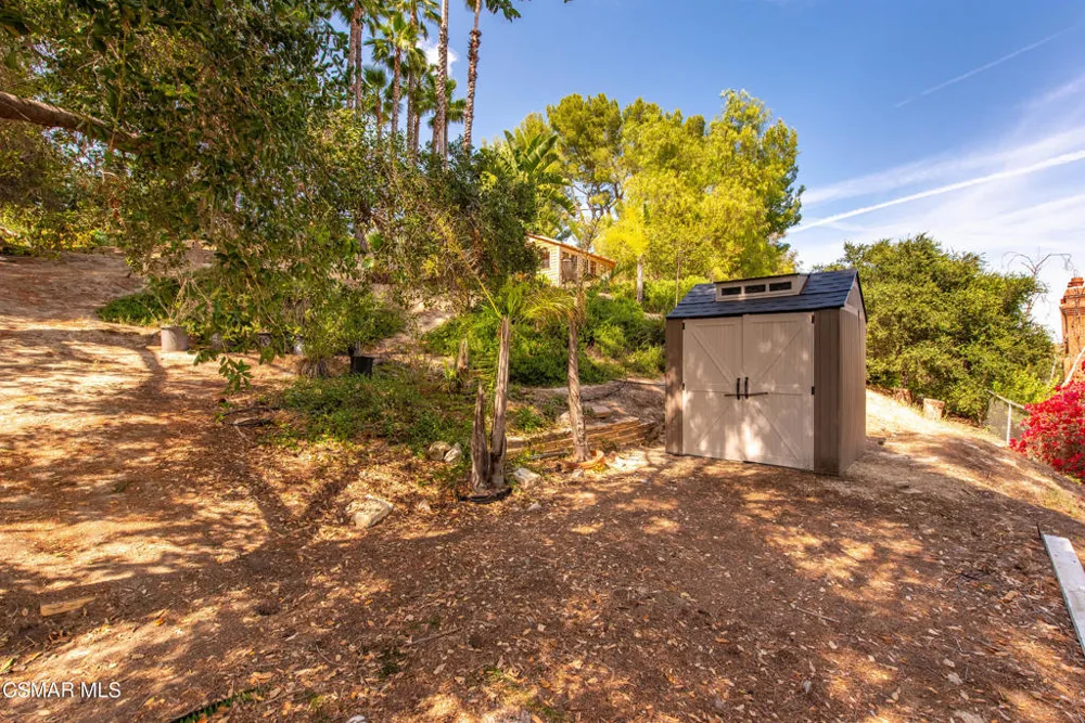 6110 Colodny Drive Agoura Hills, CA 91301