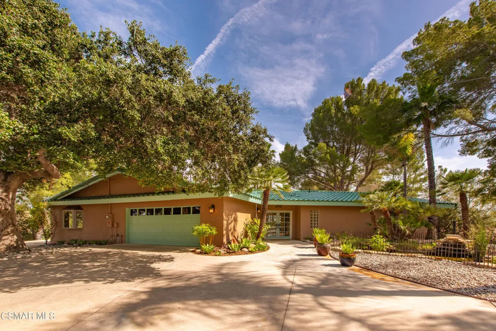 6110 Colodny Drive Agoura Hills, CA 91301