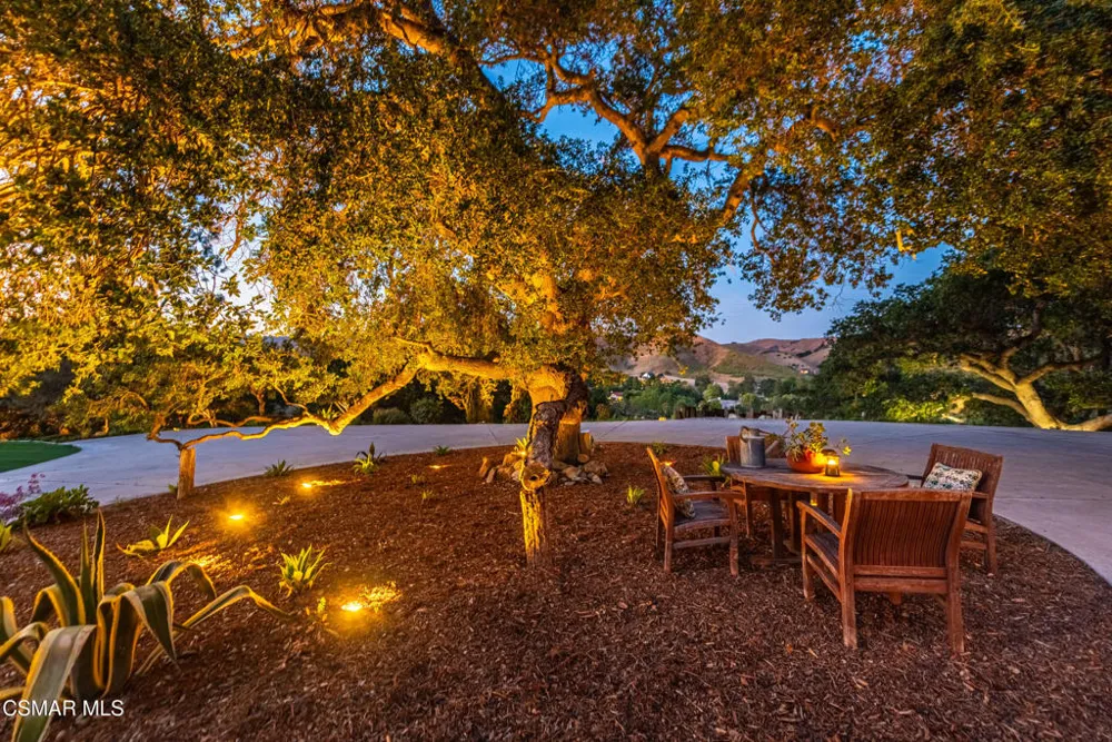 6110 Colodny Drive Agoura Hills, CA 91301