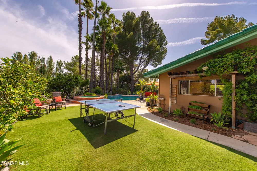 6110 Colodny Drive Agoura Hills, CA 91301