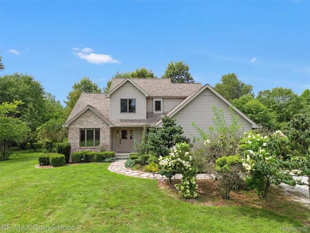12701 Capernall Road Exeter Township, MI 48117