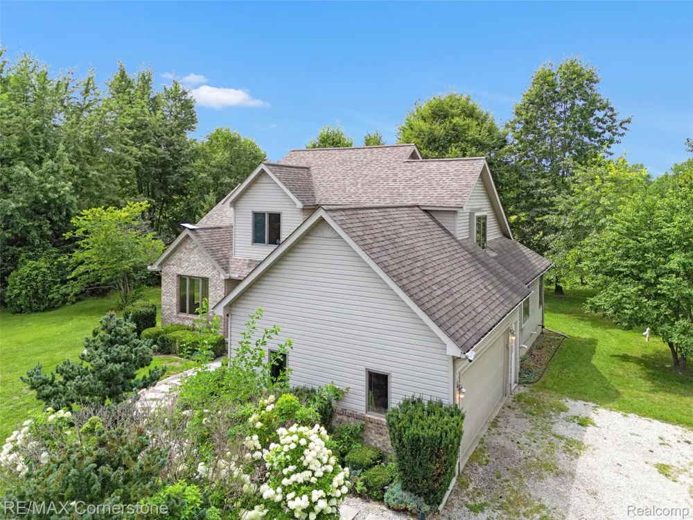 12701 Capernall Road Exeter Township, MI 48117