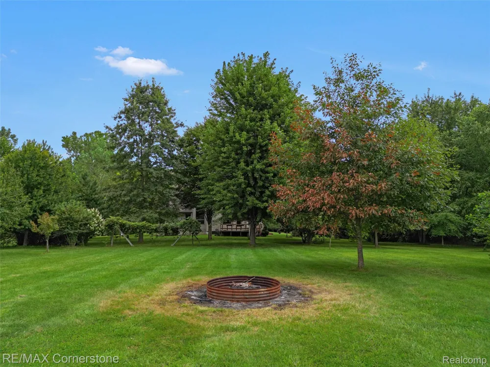 12701 Capernall Road Exeter Township, MI 48117