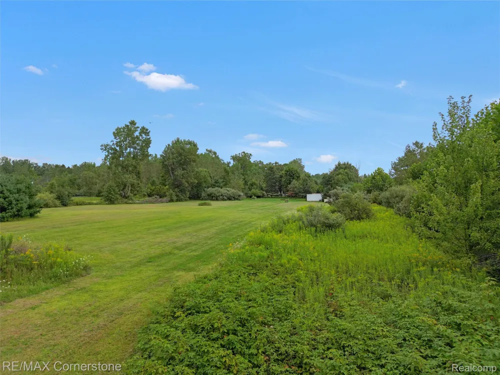 12701 Capernall Road Exeter Township, MI 48117