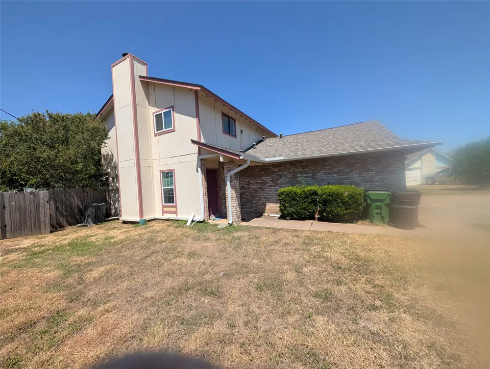 1201 Doreen Court #B Round Rock, TX 78664
