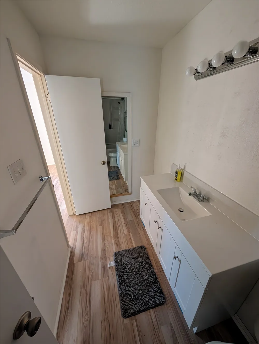 1201 Doreen Court #B Round Rock, TX 78664