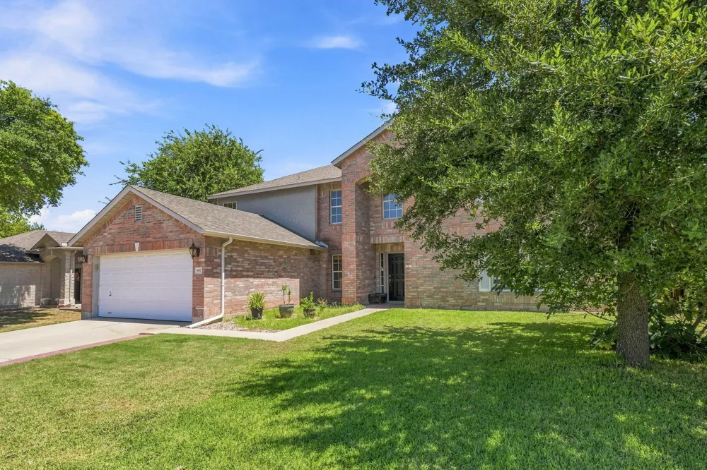 407 Evening Grosbeak Drive Pflugerville, TX 78660
