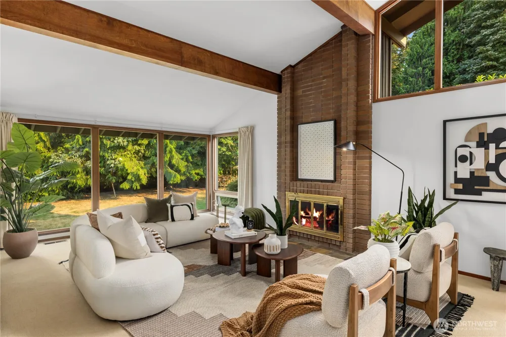 10785 Bill Point Crest NE Bainbridge Island, WA 98110