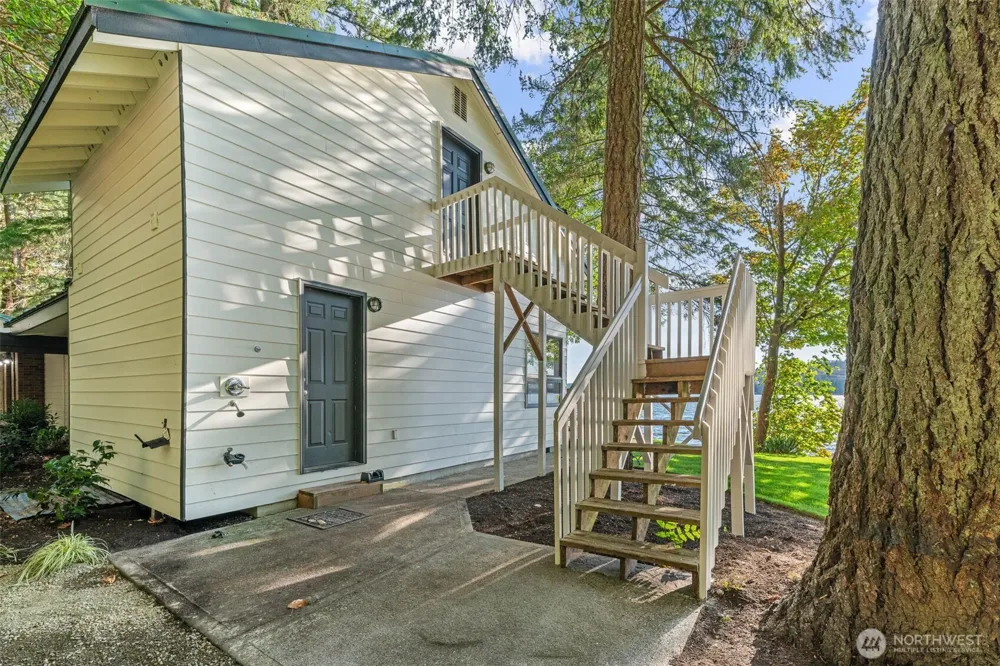 3230 E State Route 302 Belfair, WA 98528