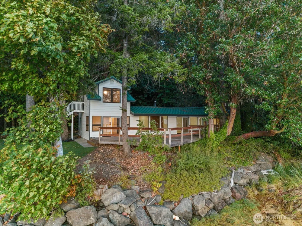 3230 E State Route 302 Belfair, WA 98528