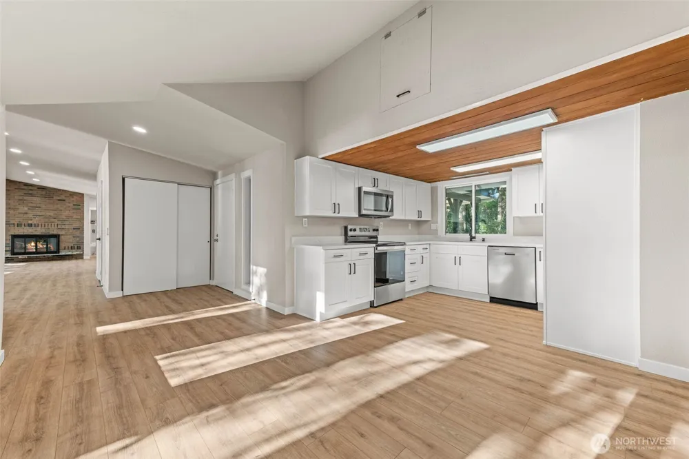 3230 E State Route 302 Belfair, WA 98528