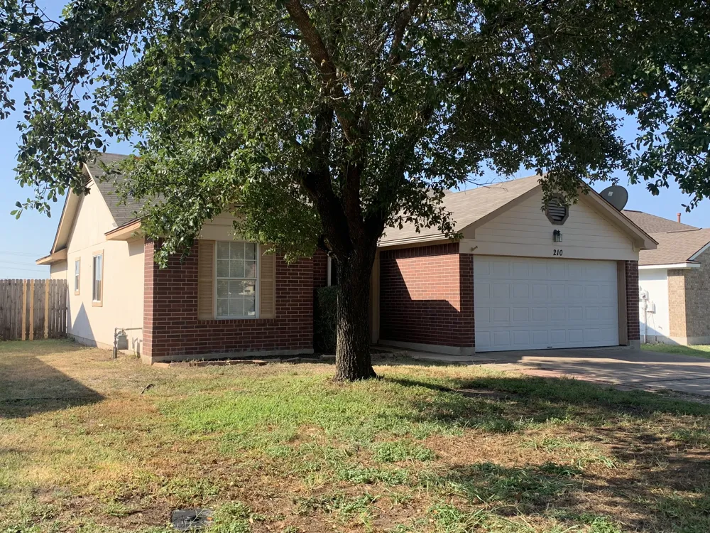 210 Evergreen Circle Georgetown, TX 78626