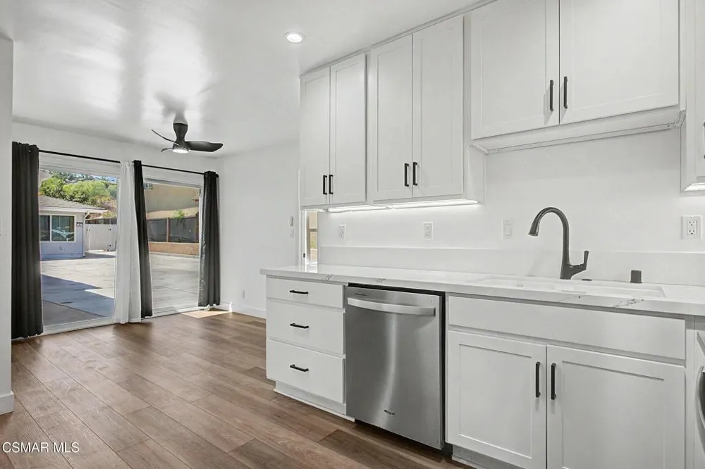 107 Calle Camarillo, CA 93010