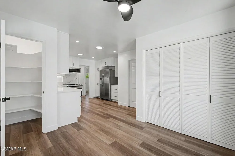 107 Calle Camarillo, CA 93010
