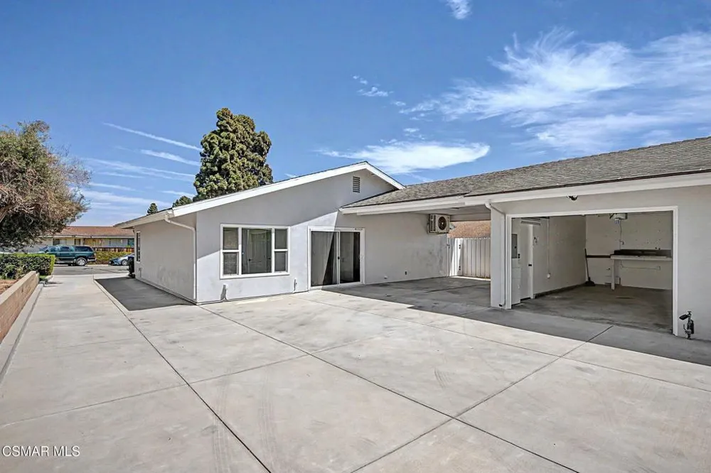 107 Calle Camarillo, CA 93010