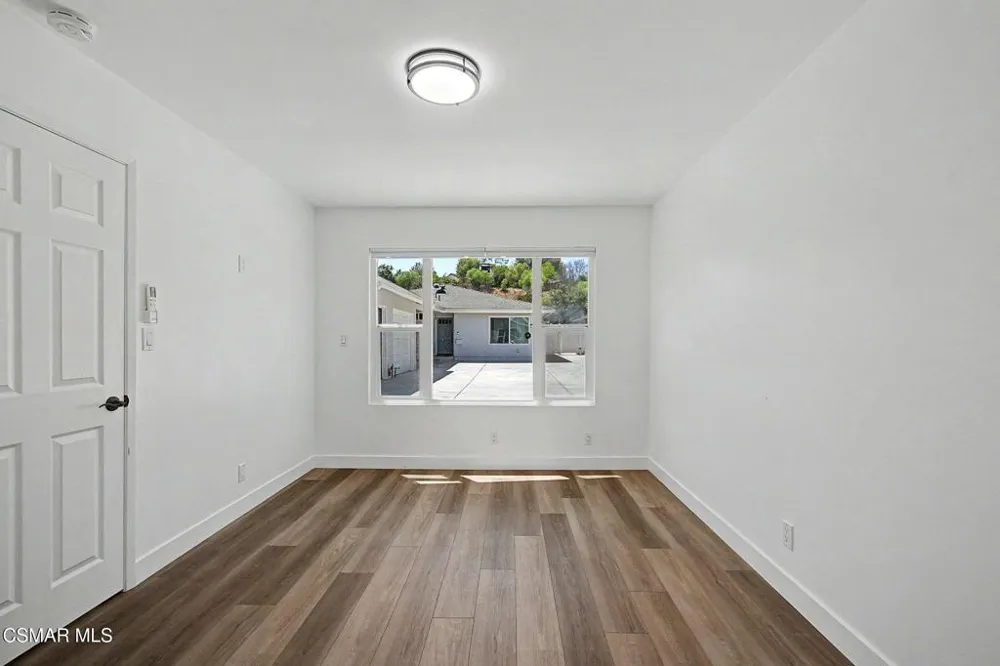 107 Calle Camarillo, CA 93010