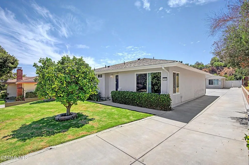 107 Calle Camarillo, CA 93010