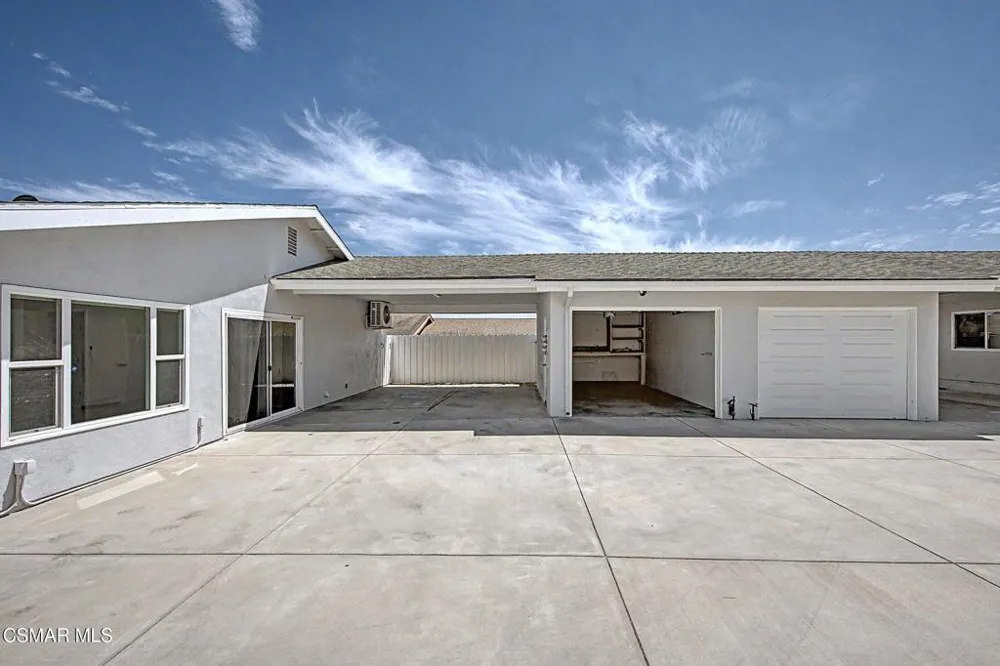 107 Calle Camarillo, CA 93010