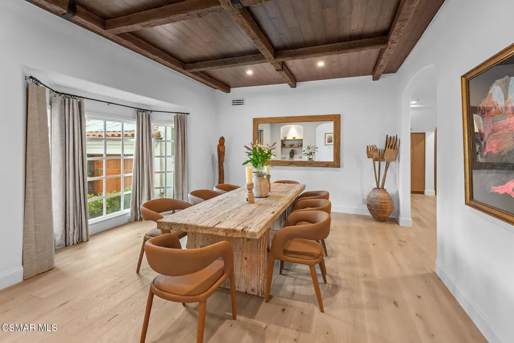 1389 Pathfinder Avenue Westlake Village, CA 91362