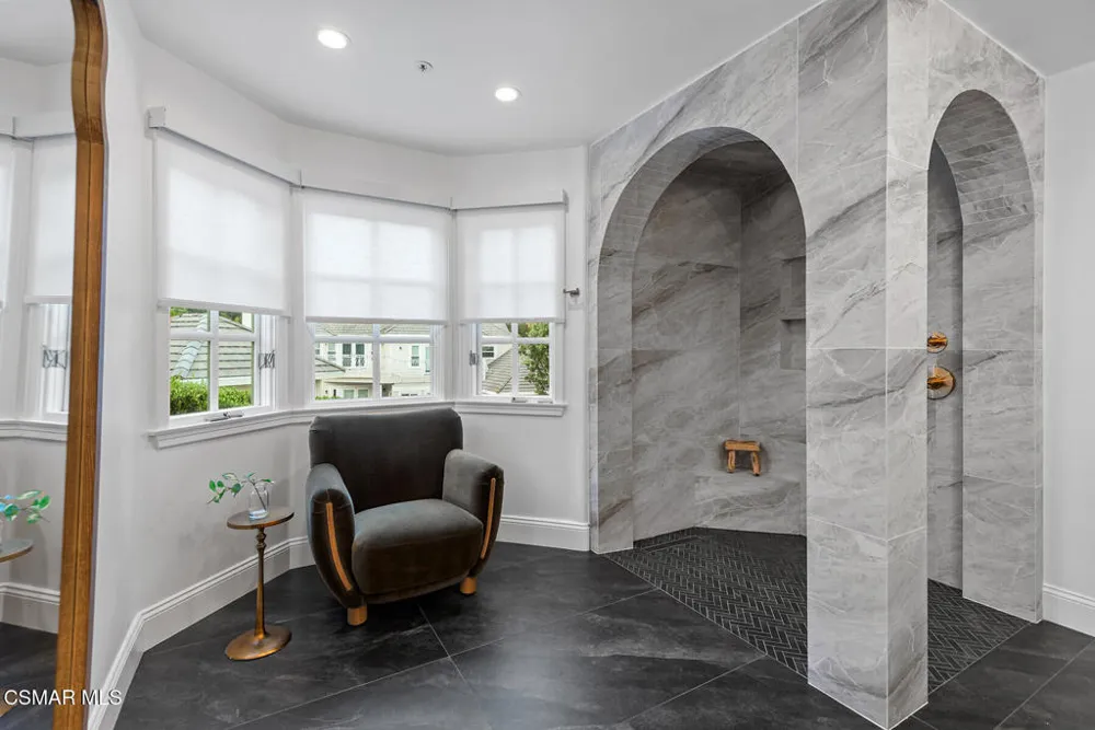 1389 Pathfinder Avenue Westlake Village, CA 91362