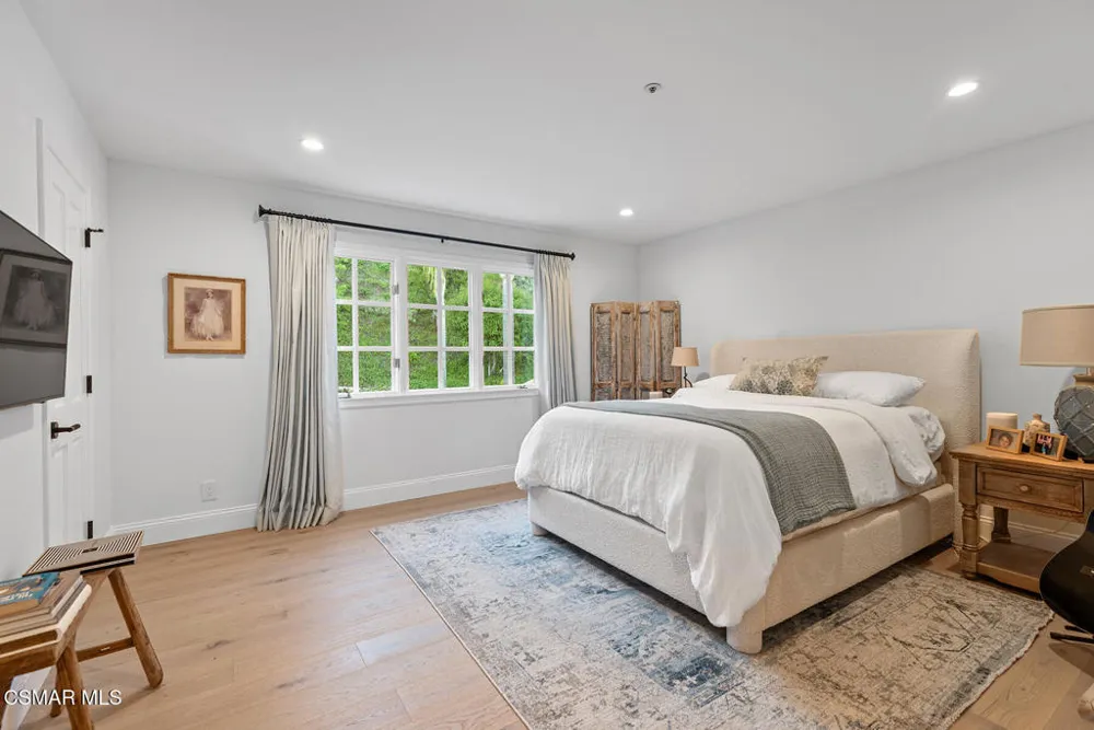 1389 Pathfinder Avenue Westlake Village, CA 91362