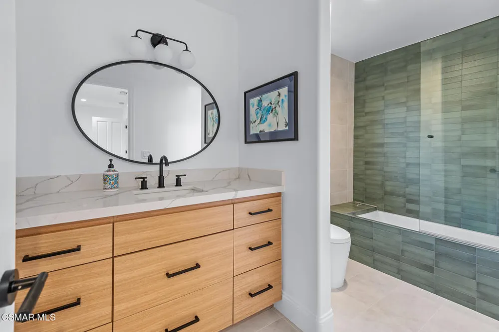 1389 Pathfinder Avenue Westlake Village, CA 91362