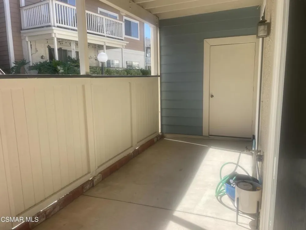 2394 Pleasant Way #C Thousand Oaks, CA 91362