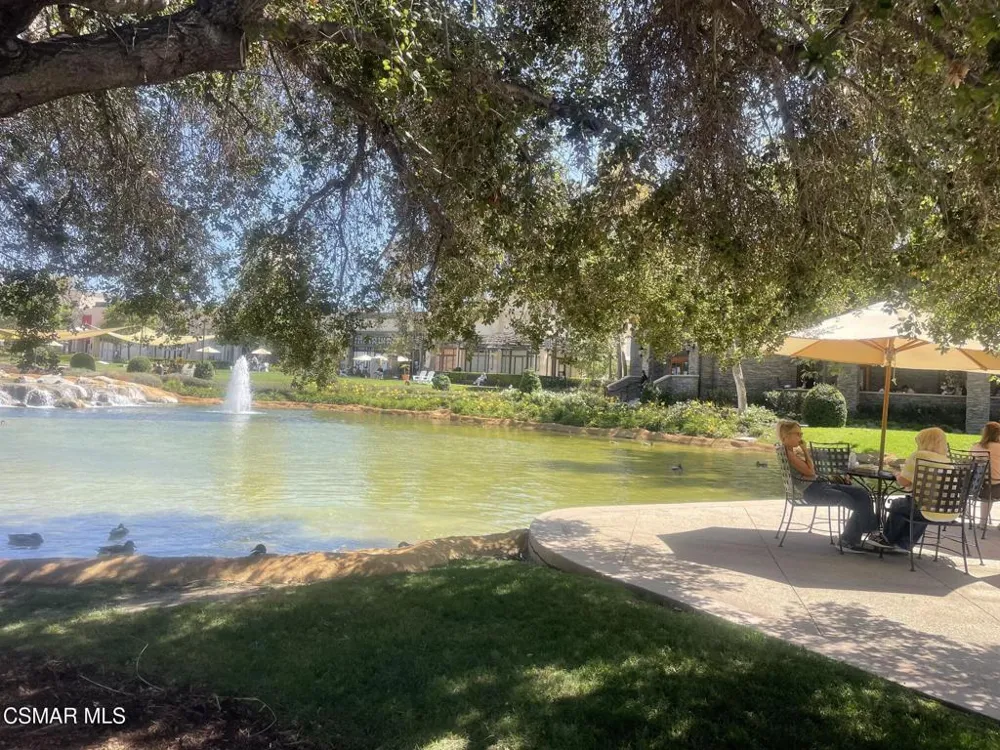 2394 Pleasant Way #C Thousand Oaks, CA 91362