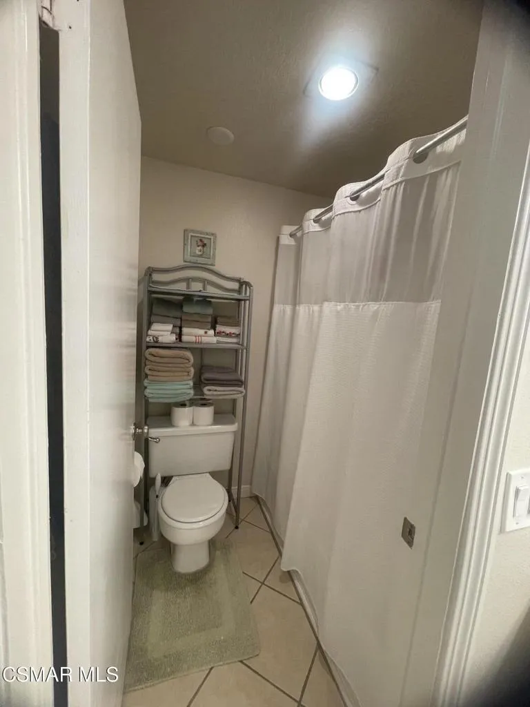 2394 Pleasant Way #C Thousand Oaks, CA 91362