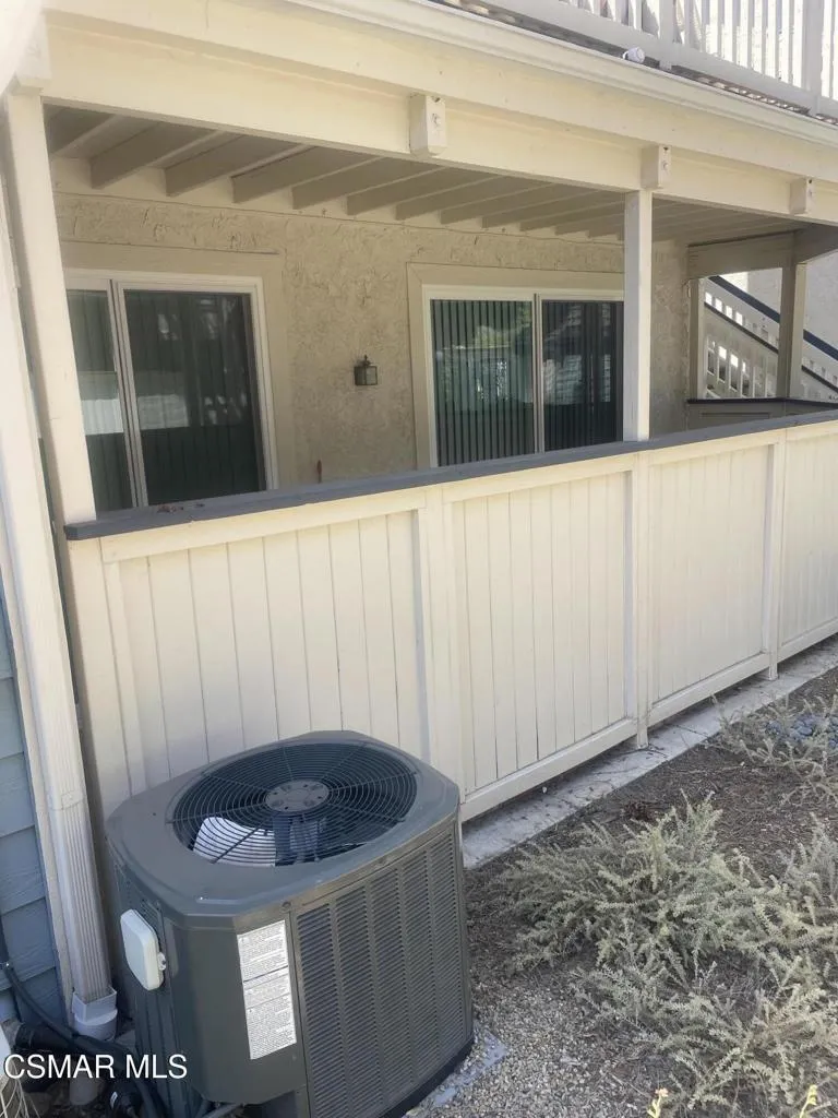 2394 Pleasant Way #C Thousand Oaks, CA 91362