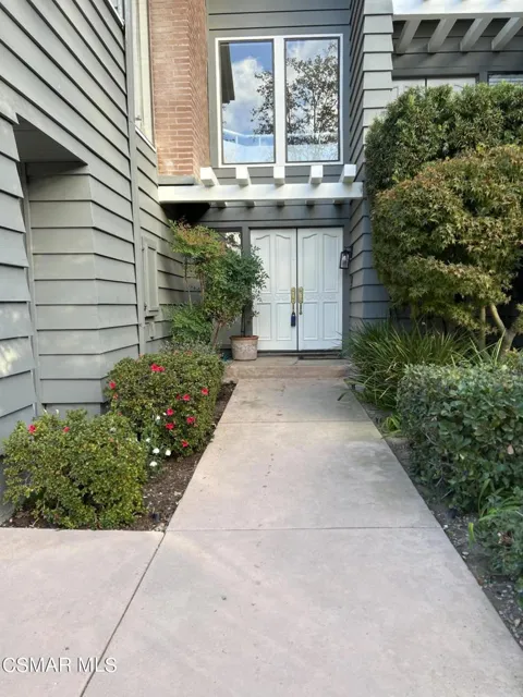 1423 View Drive