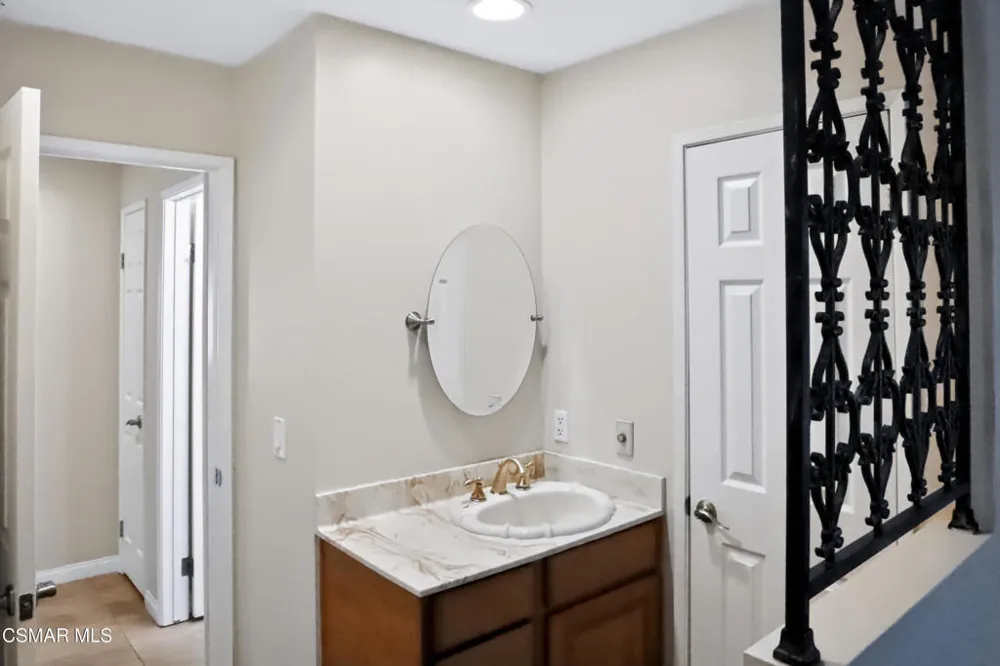 1100 Glenbridge Circle Westlake Village, CA 91361