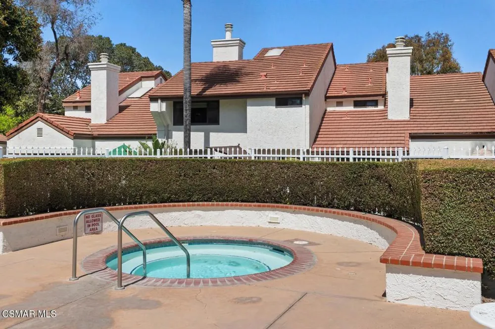 1425 Calle Lozano Camarillo, CA 93012