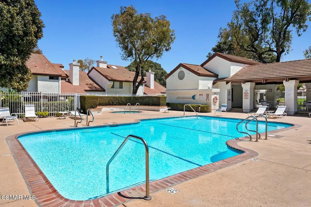 1425 Calle Lozano Camarillo, CA 93012