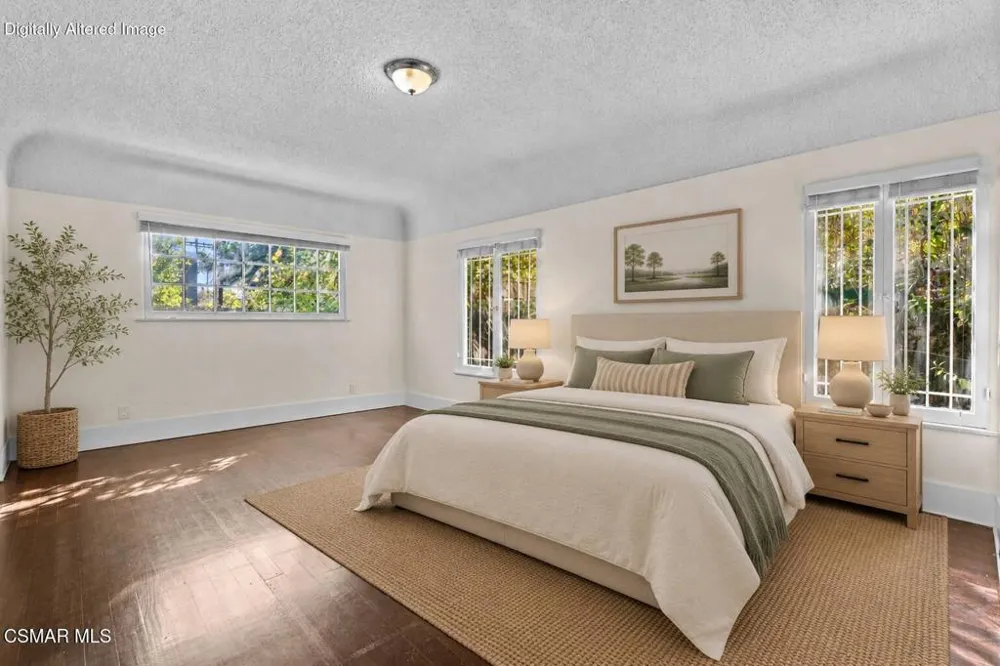 2320 Superior Avenue Venice, CA 90291