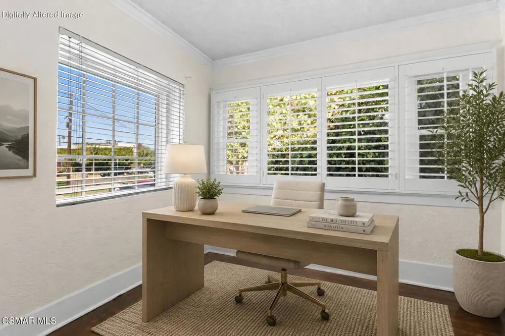 2320 Superior Avenue Venice, CA 90291