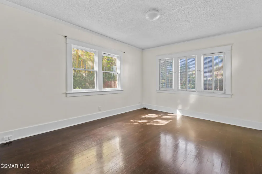 2320 Superior Avenue Venice, CA 90291