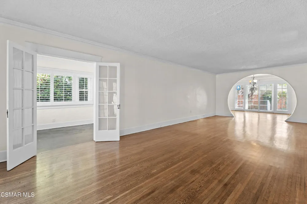 2320 Superior Avenue Venice, CA 90291